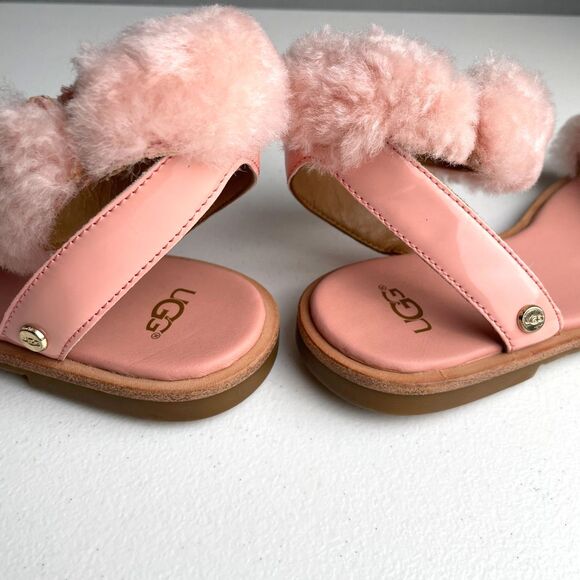 UGG Fluff Springs Genuine Shearling Sandal Sz 6 Ankle Strap Pastel Pink Coquette - Picture 3 of 8